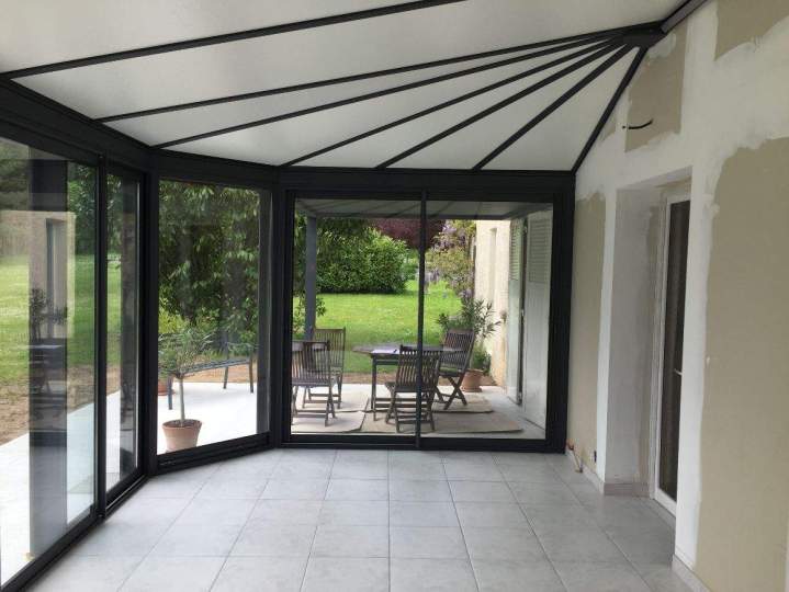 Conception et pose de vérandas personnalisées